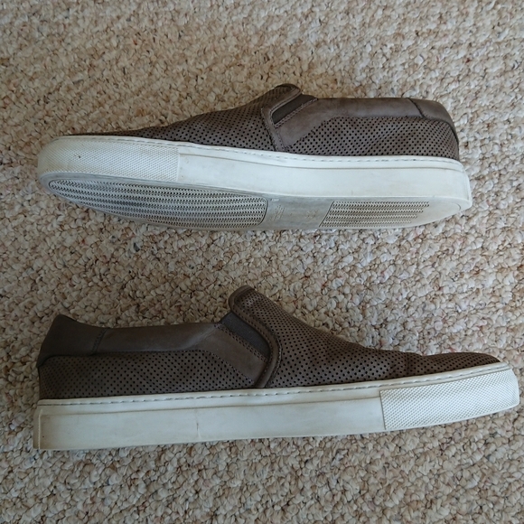 To Boot New York Racer Gray Perforated Suede Slip-On Sneaker SIZE 11 - Picture 3 of 15